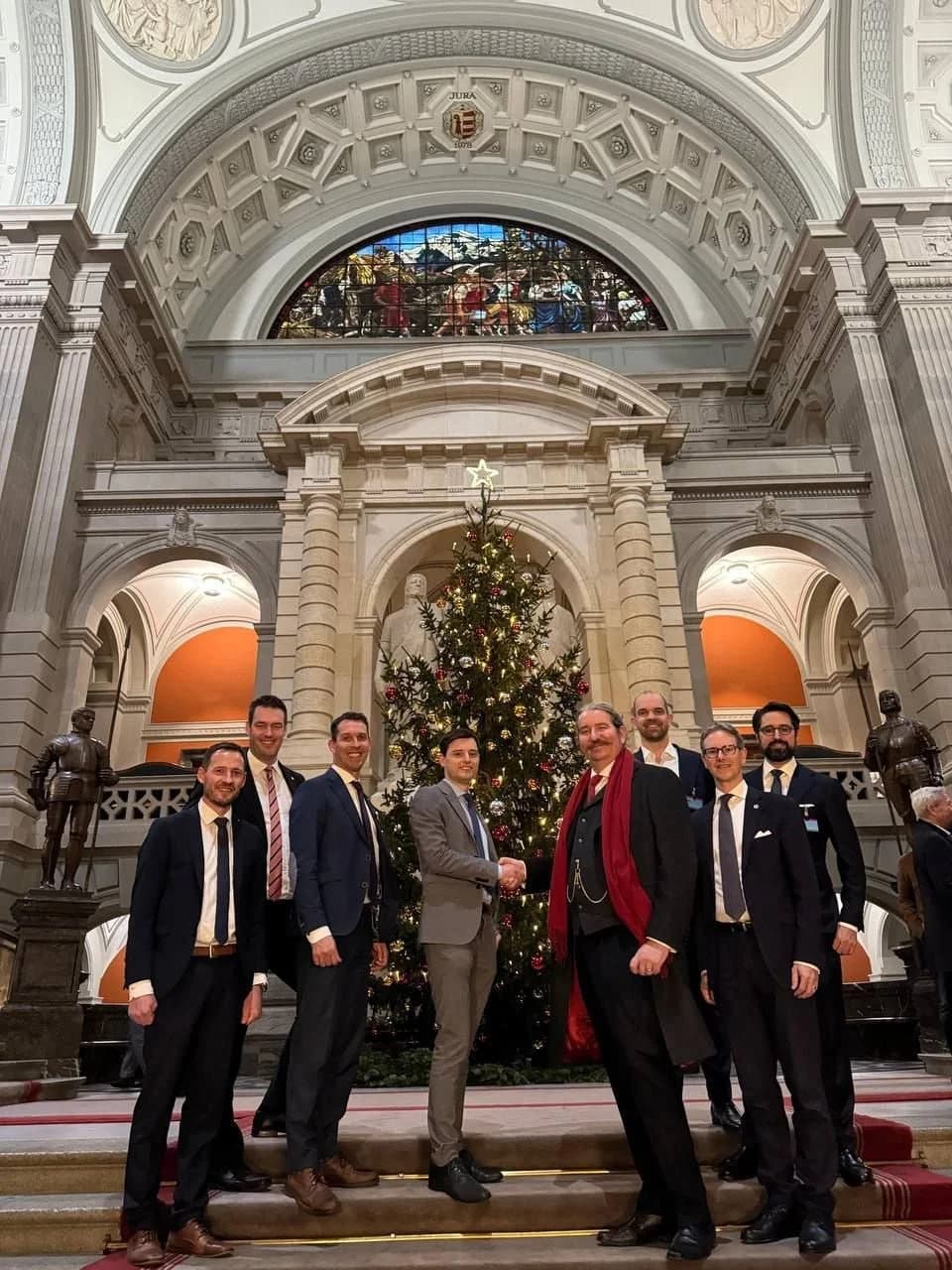 New to Bitcoin? Start here